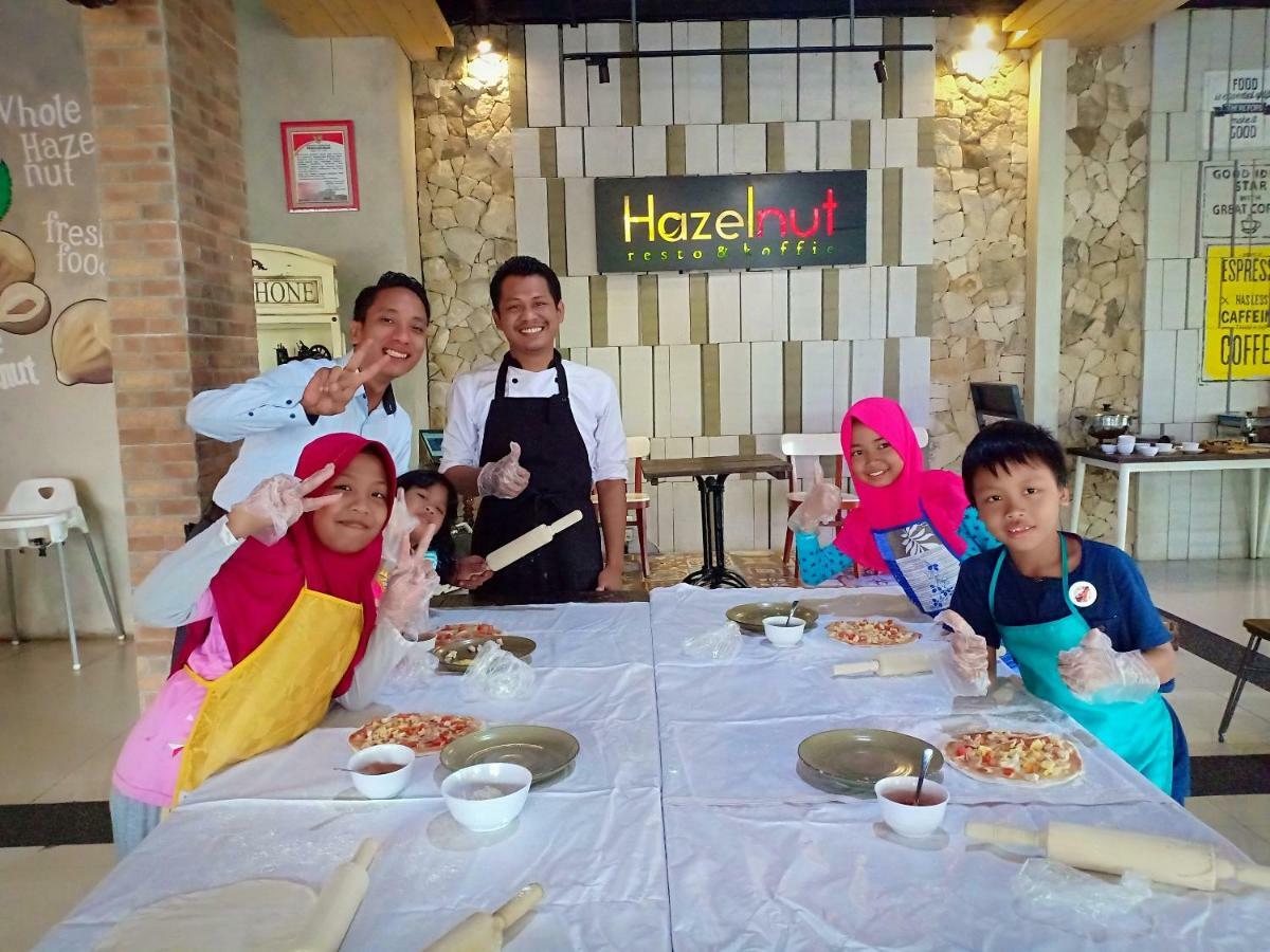 Hazotel Semarang Zewnętrze zdjęcie