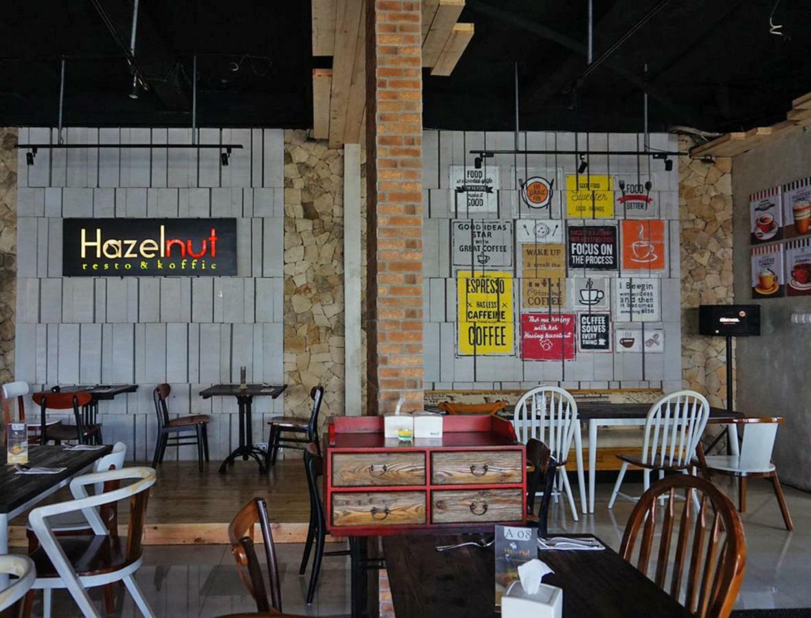 Hazotel Semarang Zewnętrze zdjęcie